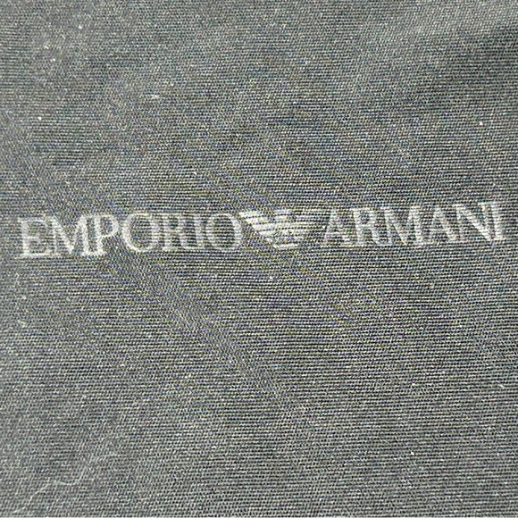 Armani glasses/sunglasses case with cleaning cloth grey - Picture 6 of 7